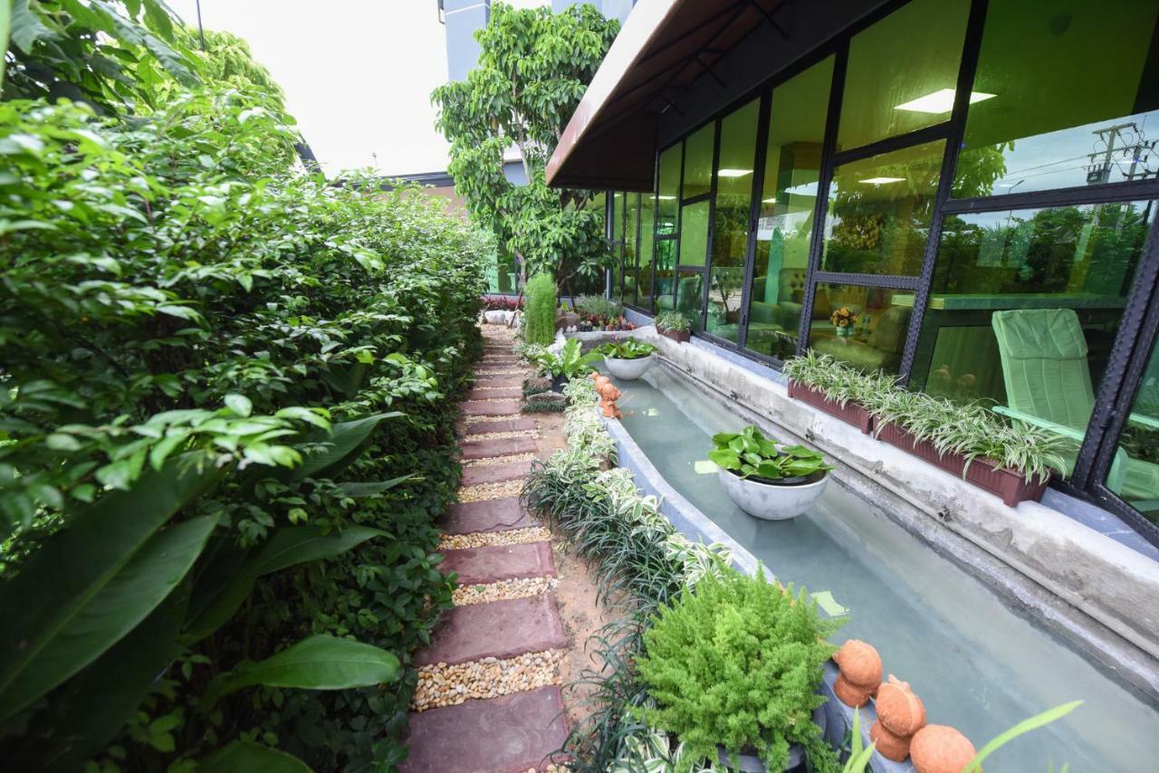 Wish Hotel Ubon Ubon Ratchathani Exterior photo